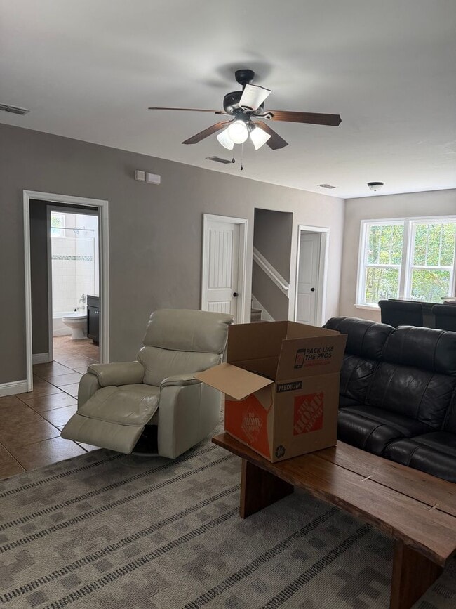 Photo - 4/4 HOUSE BY DOAK CAMPBELL STADIUM