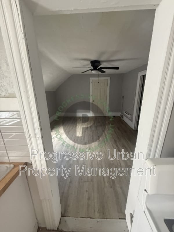 Photo - 4067 E 57th St