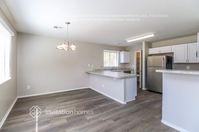 Photo - 10613 W Pima St