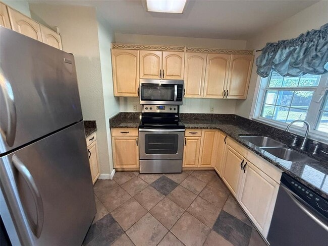 Photo - 18846 Ackerman Ave