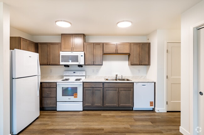 2BR, 2BA - 886SF - Kitchen and Dining Area - Hidden Valley Stables