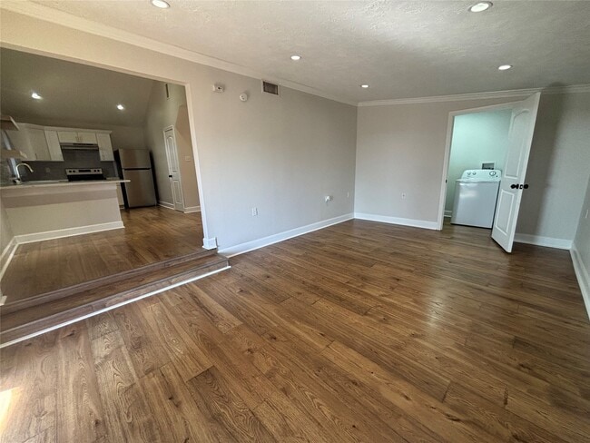 Photo - 426 N Holland St