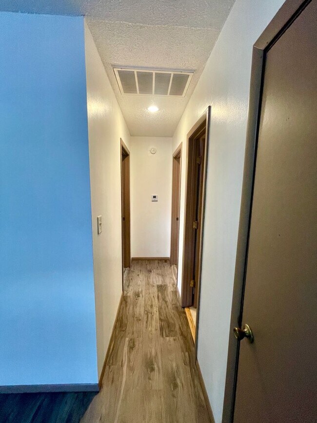 Photo - Pacific St., 2405 E. Unidad 2