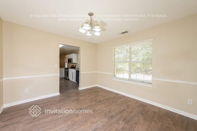 Photo - 597 Lakewater View Dr