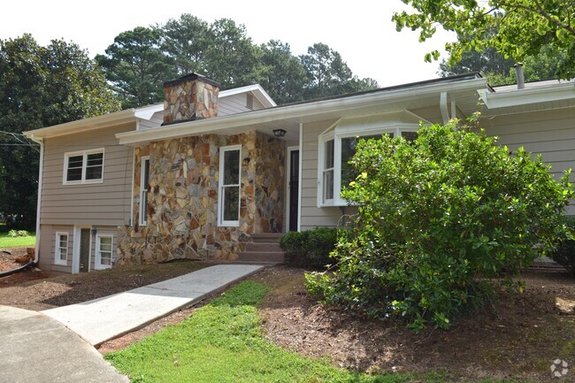 Building Photo - 1375 Nelms Dr Rental