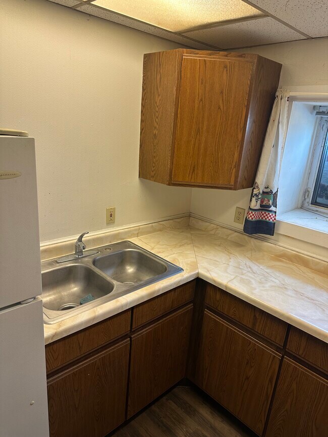 Photo - 305 W Railroad St Unit #3