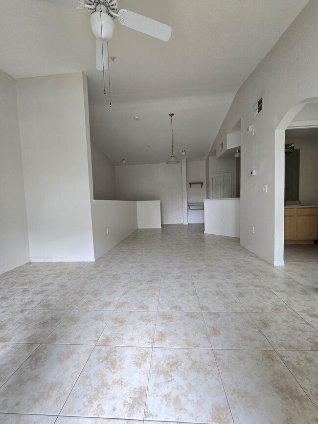 Photo - 2045 Erving Cir