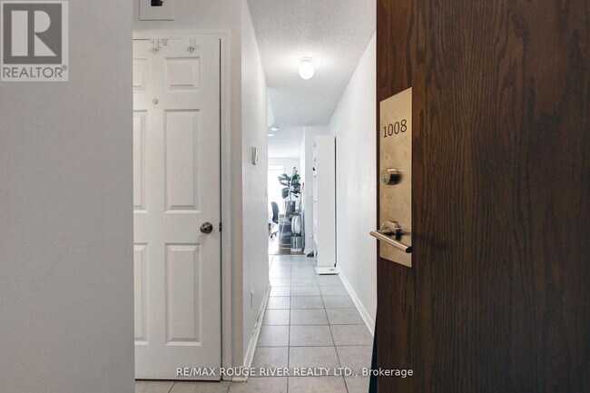 Photo - 11 Oneida Crescent Unité 1008