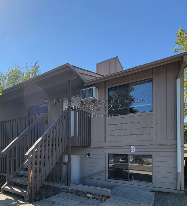 Building Photo - 1102 S Olympia Pl Unit B