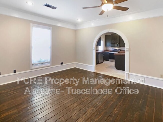 Photo - 2303 22nd St