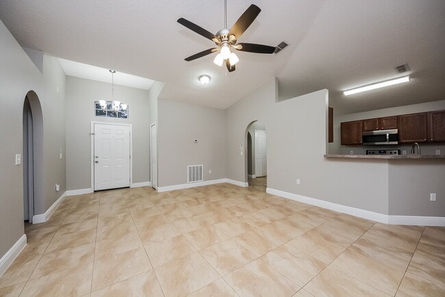 Photo - 457 Regal Downs Cir