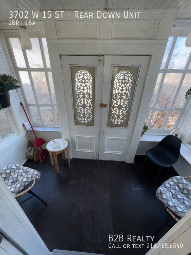 Photo - 3702 W 15th St Unidad Rear Down