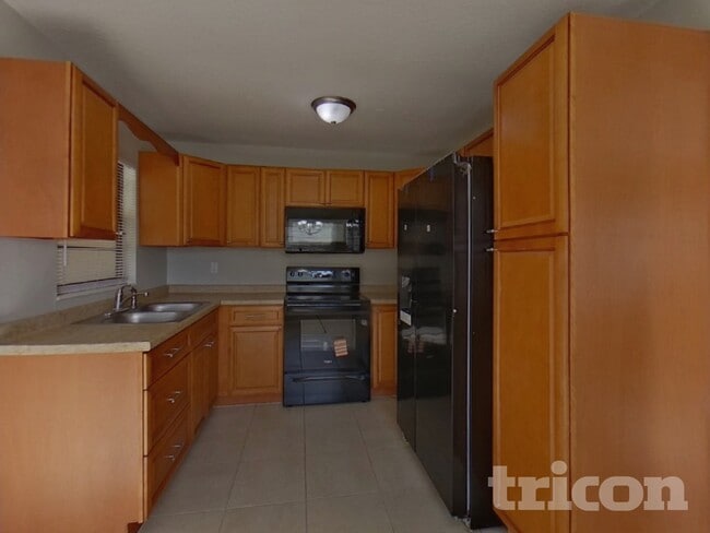 Photo - 1318 Baker Dr