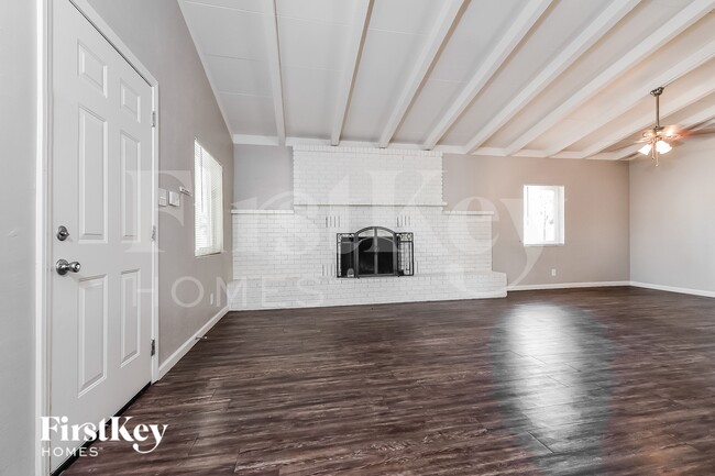 Photo - 1801 Canosa Ave