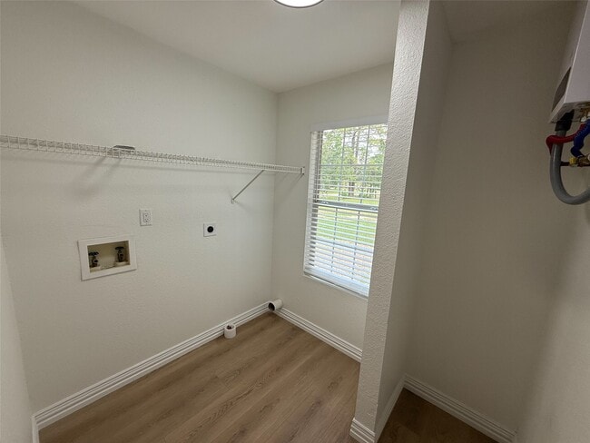 Building Photo - 24010 Perkins Rd