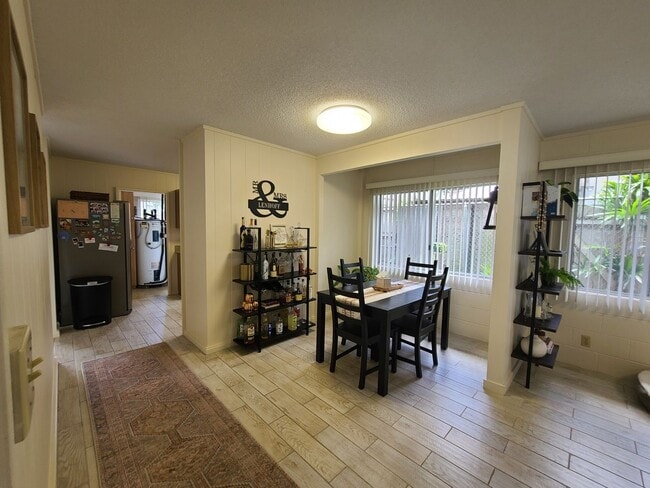 Photo - Split Ac, private yard and Walk to Downtown