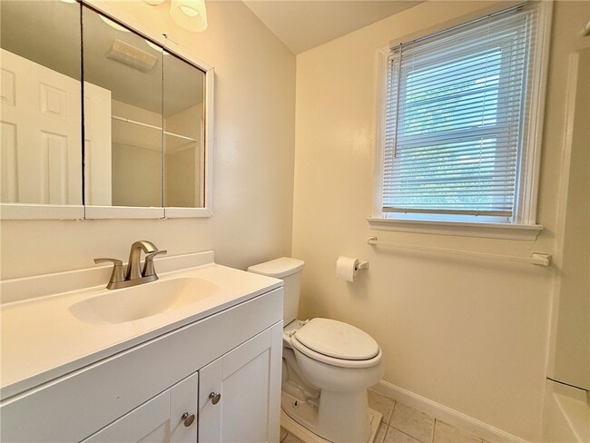 Photo - 1494 Culver Rd