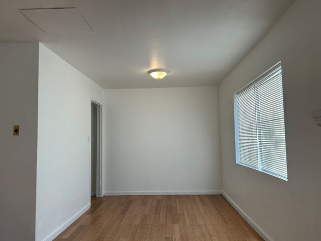 Photo - 1295 Floral Ave