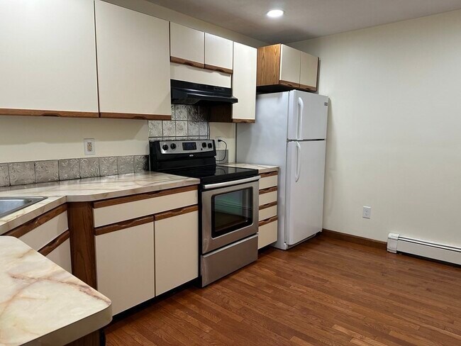 Photo - 47 Euclid Ave Unit 1