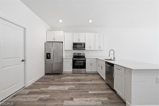 Photo - 10047 Amicola St