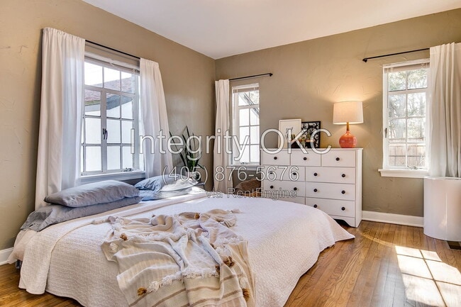 Photo - 1803 Carey Pl