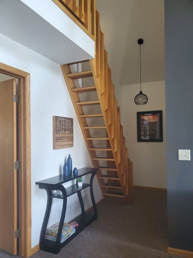 Photo - 2 Bed, 1 Bath Cabin - Fully Furnished! - a...