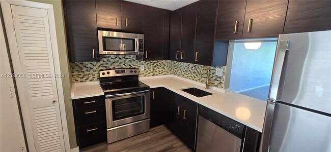 Photo - 1201 NE 191st St Unit G306