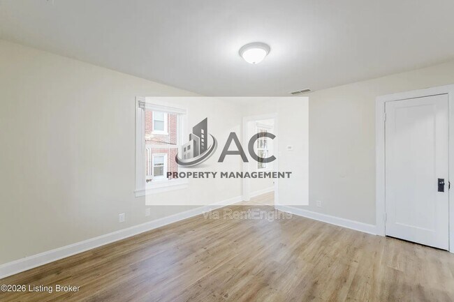 Photo - 4405 S 2nd St