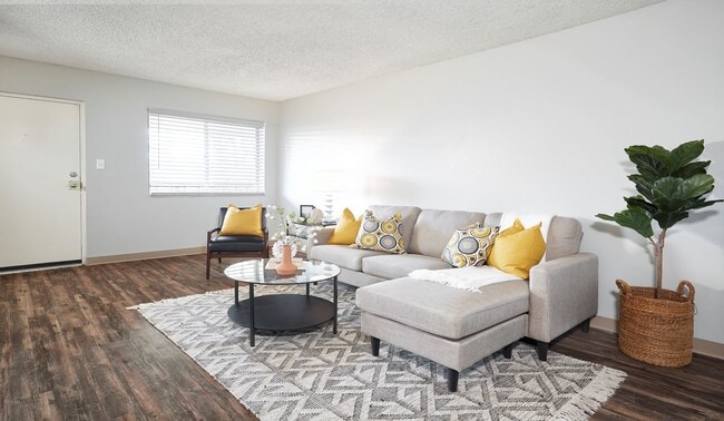 Weston Ridge Apartments