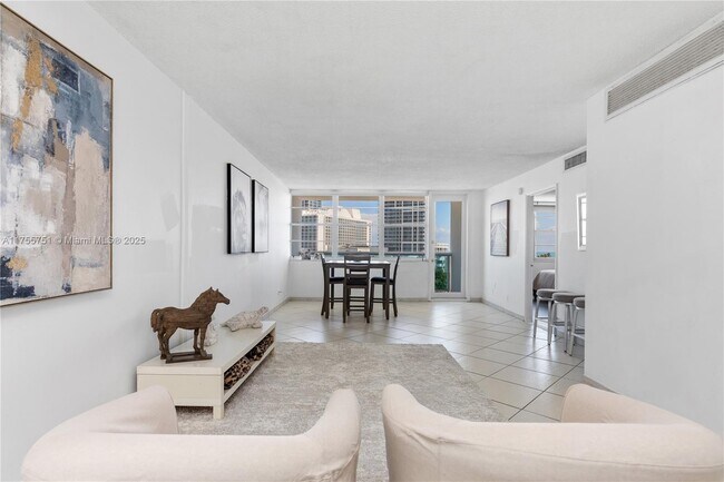 Photo - 6770 Indian Creek Dr Unit 7A