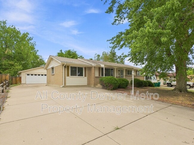 Photo - 769 Alkire St