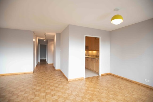 Photo - 360 W Wellington Ave Unit 10B