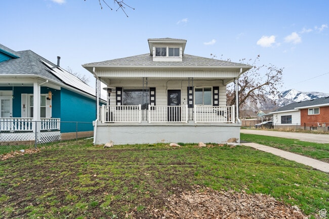 Photo - 2324 Quincy Ave