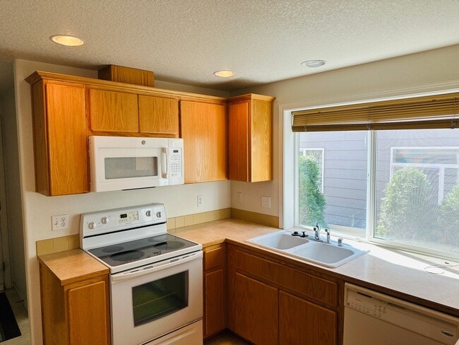 Photo - Charming Ridgefield Home