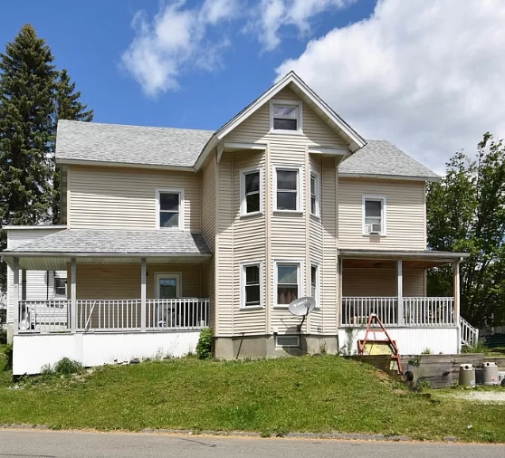 3 Robbins Ave $1200 al mes - 3 Robbins Ave Unidad 2ndFloor