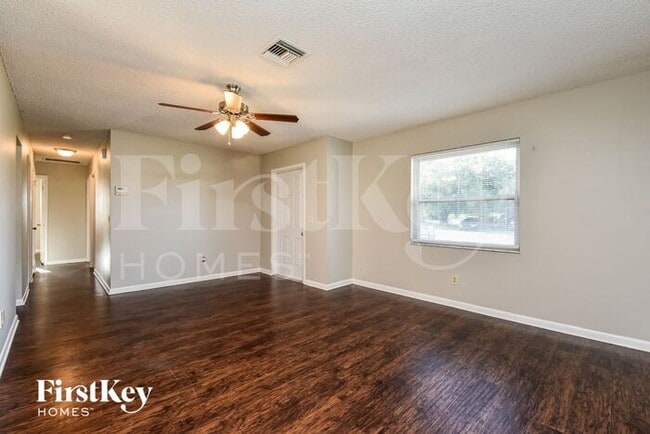 Photo - 18150 Adams Cir