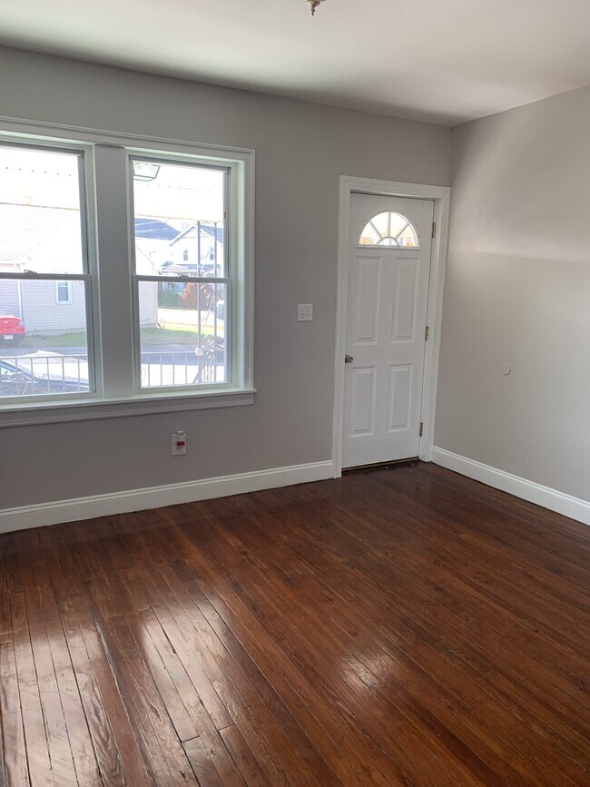 Photo - 1812 Scarboro St