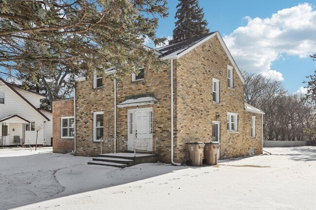 Photo - 5315 73rd St