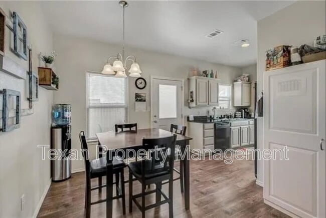 Photo - 3710 Mandy Dr Unit #1