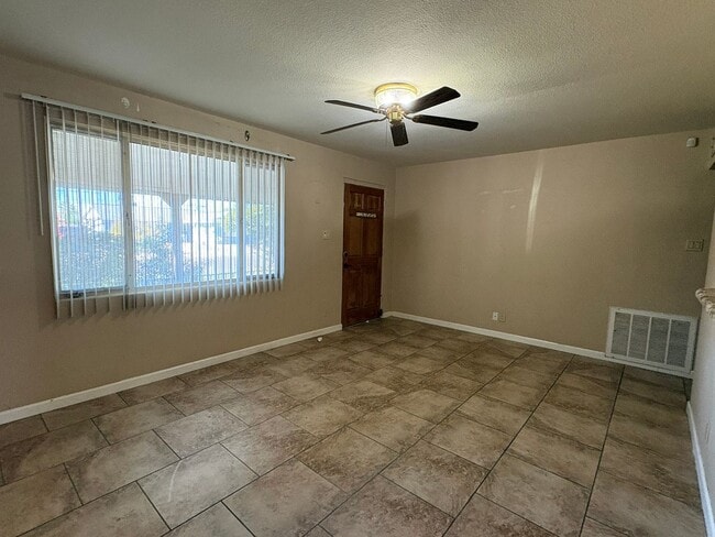 Photo - 2 Bed 2 Bath Youngtown Home