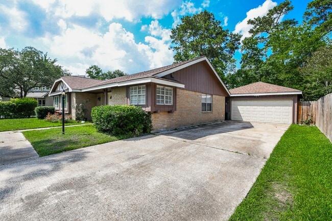 Photo - 19406 Enchantington Cir