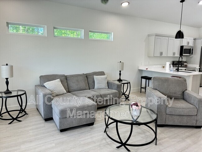 Photo - 10230 NE 72nd St