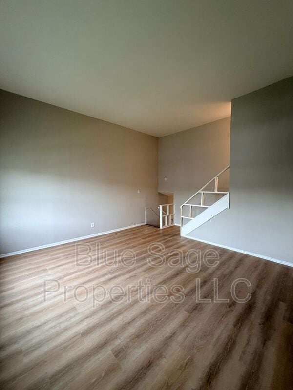Photo - 117 Ervin Ave