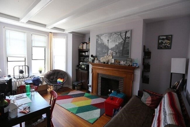 Building Photo - 4 Commonwealth Ct Unit 14 Rental
