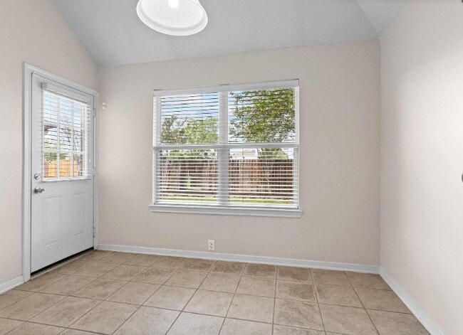 Photo - 8817 Sunforest Ln