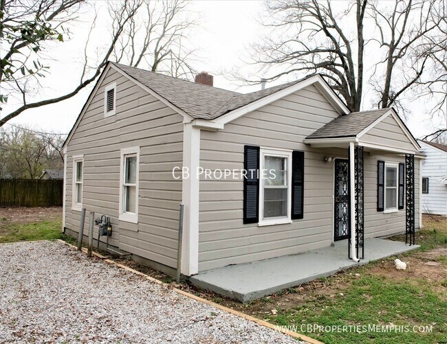 Photo - 2883 Barron Ave