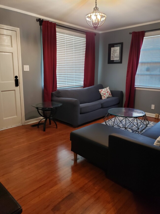 Photo - 3710 N Lyons St