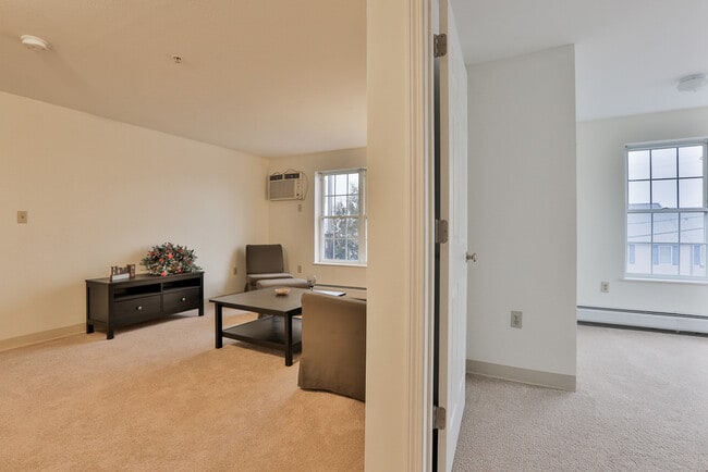 Residences at Summit Pointe
