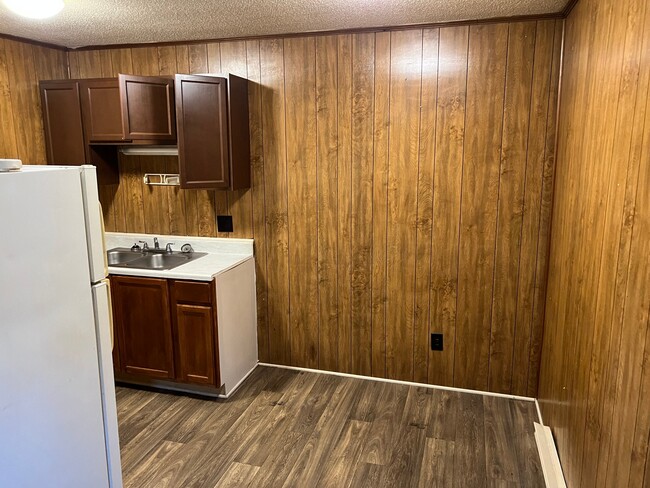 Photo - 3950 Bradford Ct Unidad A