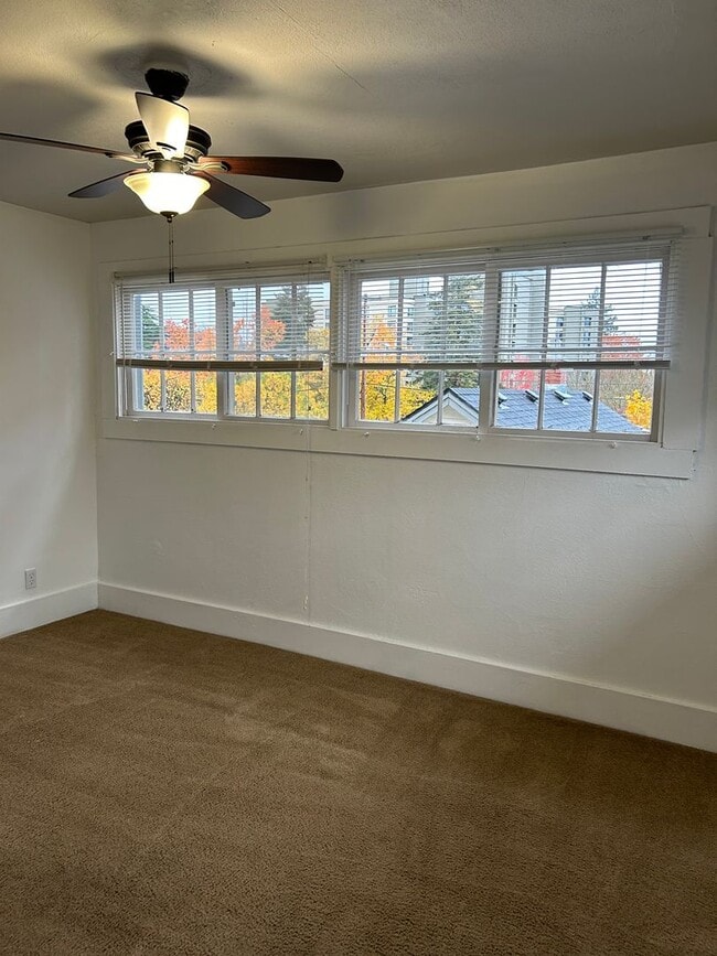 Photo - (844) NW 15th St. - 1 bedroom / 1 Bathroom - ALL UTILITIES PAID! Unidad 5